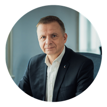 petr_ocko_circle.png petr_ocko_circle.png