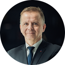 petr_ocko_circle.png petr_ocko_circle.png